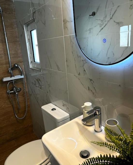 Exquisite Penthouse With Breathtaking Acropolis Panorama View Apartment Атина Екстериор снимка